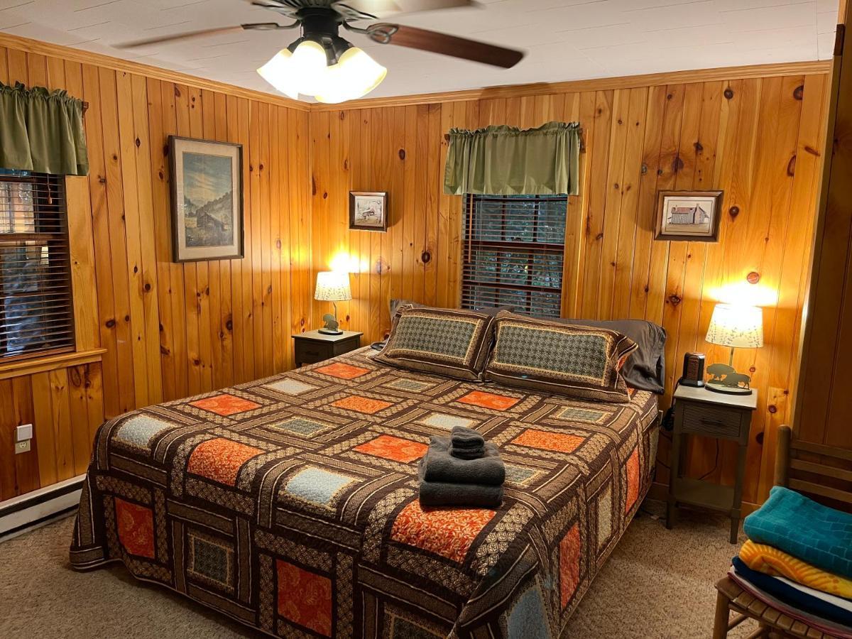 Cozy Cabin Pet Friendly Ada Compatible Maggie Valley Exterior photo