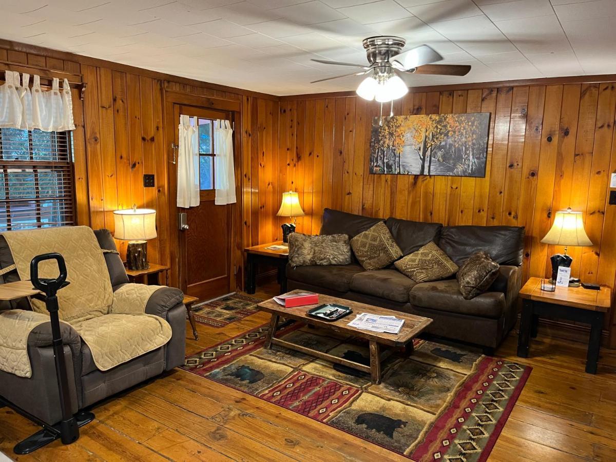 Cozy Cabin Pet Friendly Ada Compatible Maggie Valley Exterior photo